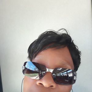 Meet your Posher, Toya